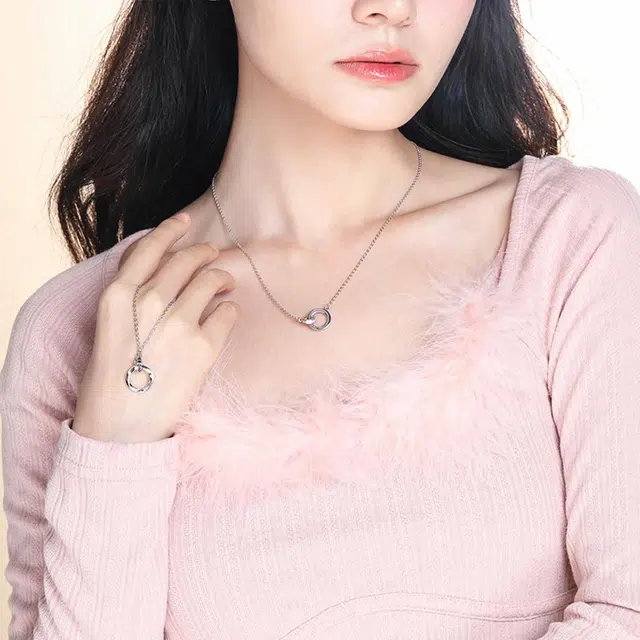 S925