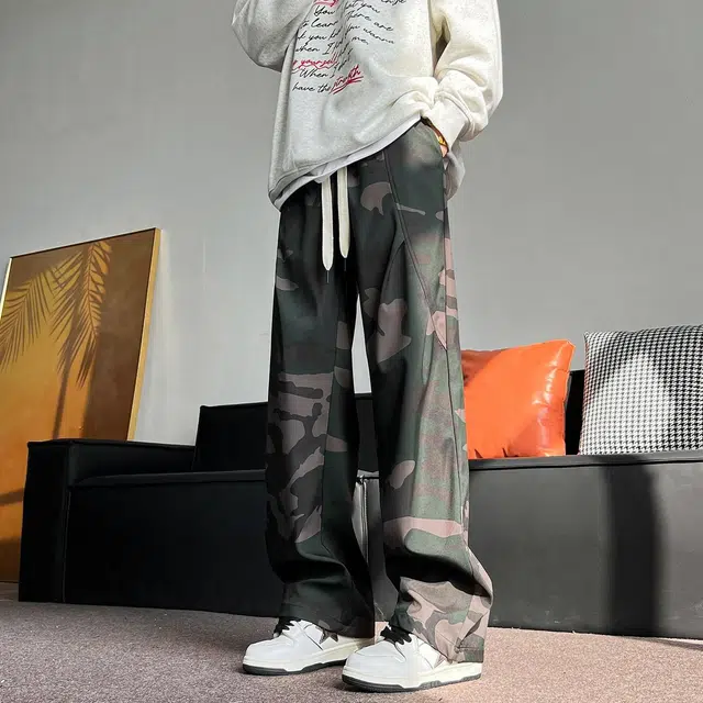 JEANSWEST