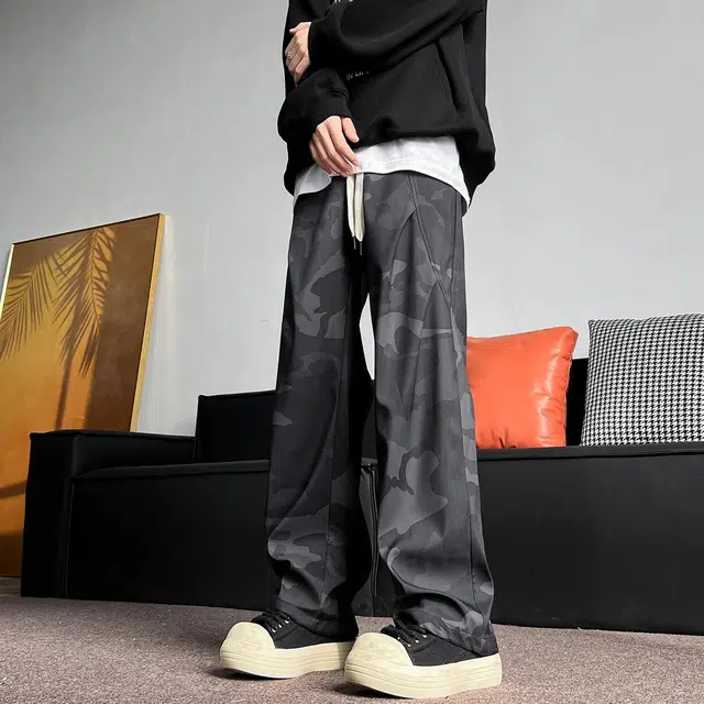 JEANSWEST