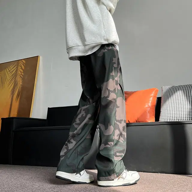 JEANSWEST