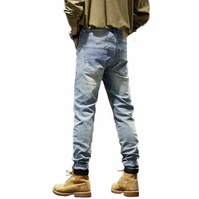 KM