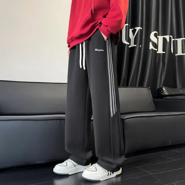 OPMO FW24