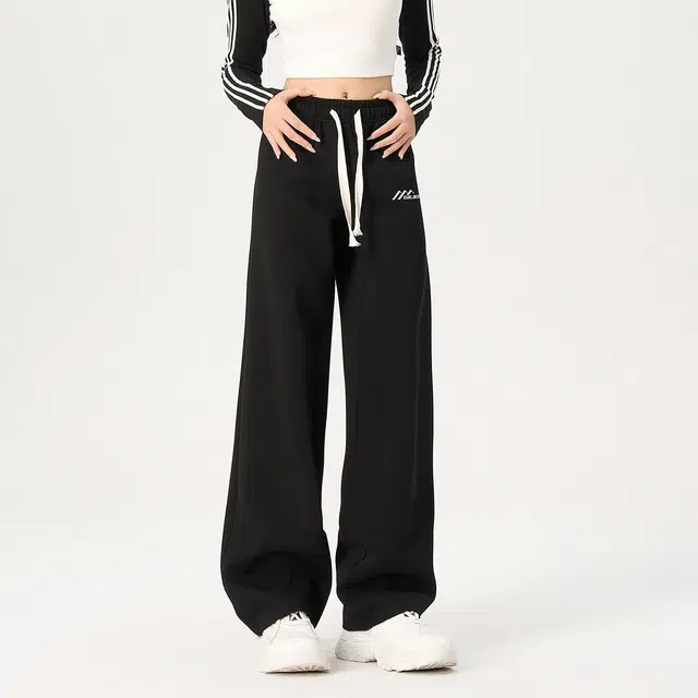 EVE Jeans