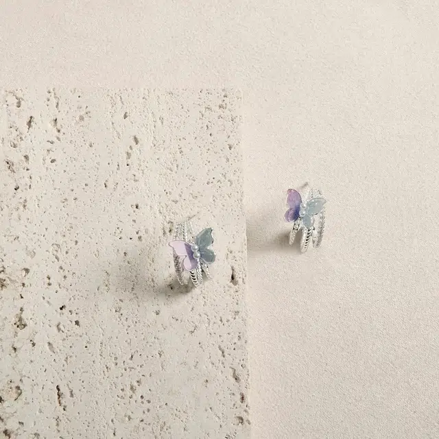 KEYS VIA