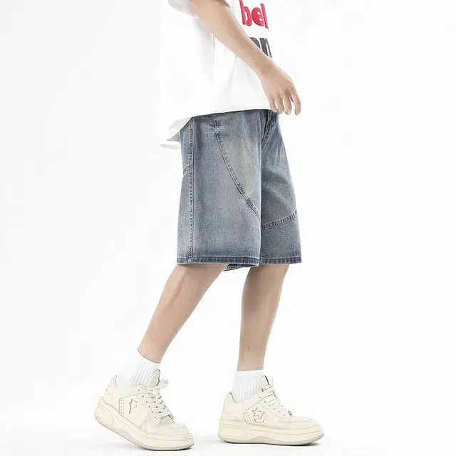 Fakeyoung