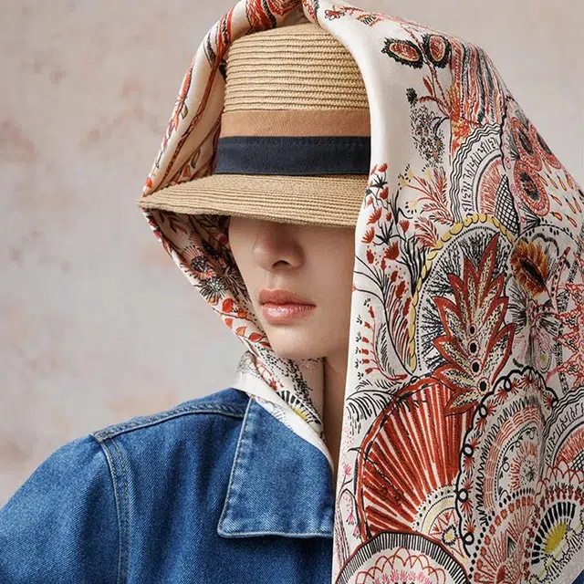 上海故事 茶颜悦色印花真丝高级感大方巾礼盒装 丝巾 女款