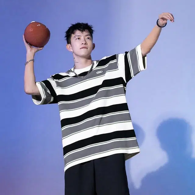 Fakeyoung T