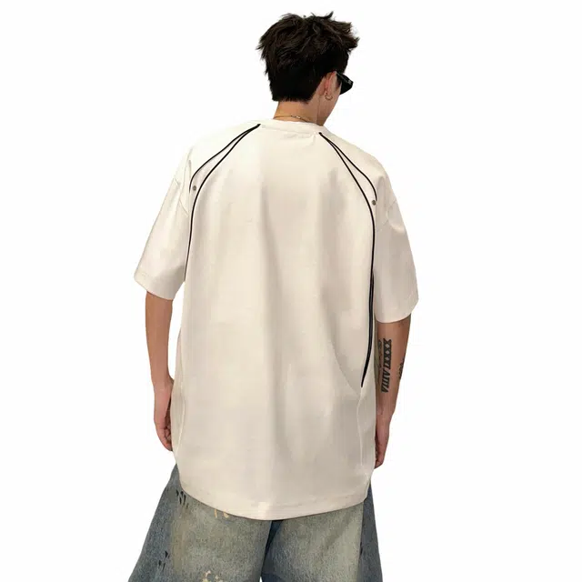 URBAN AUTHENTIC T