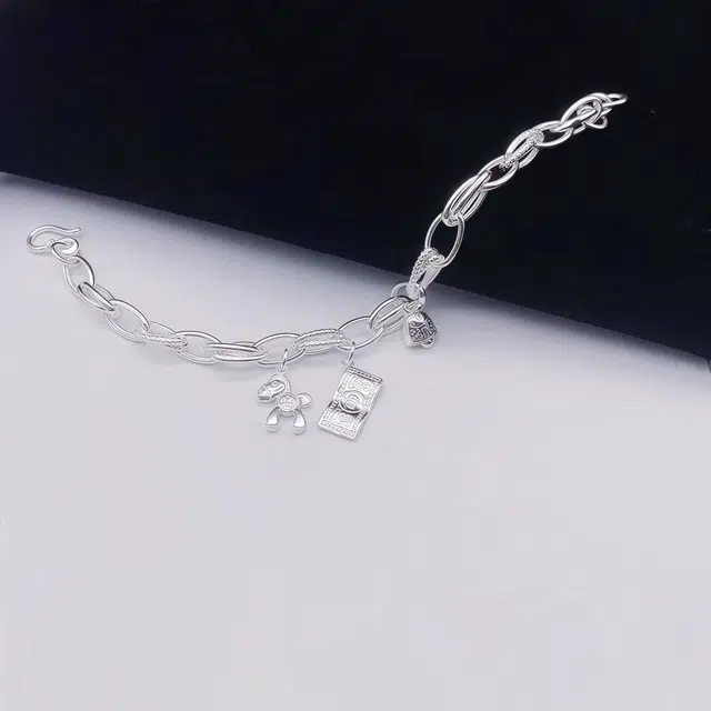 yuijeny 990