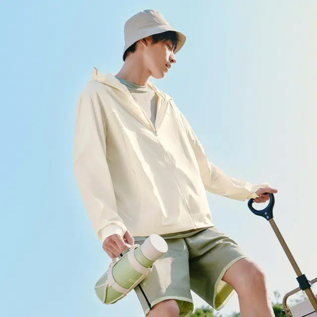 蕉下 超薄吸湿速干高弹防紫外线连帽长袖纯色防晒服 男款