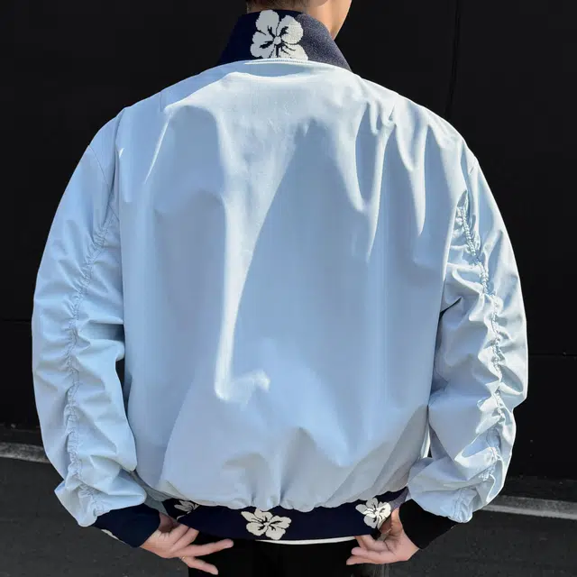TEN MIRO