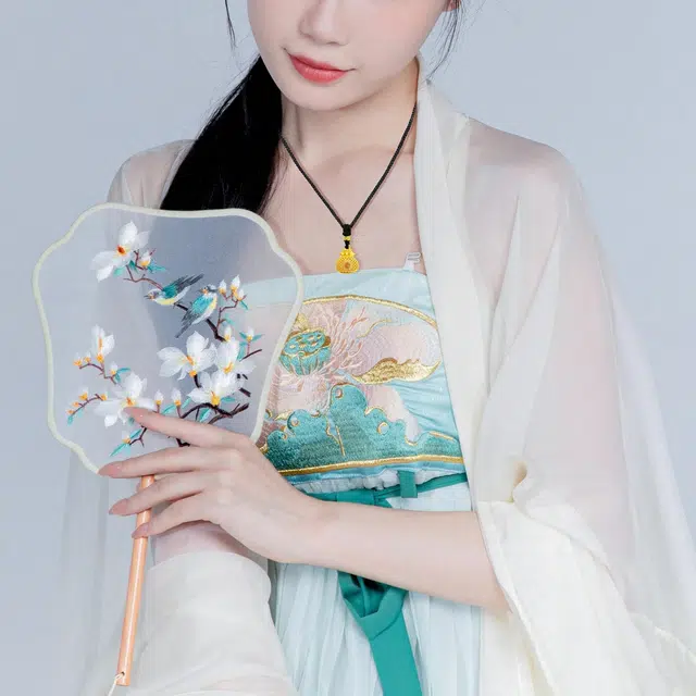 S925
