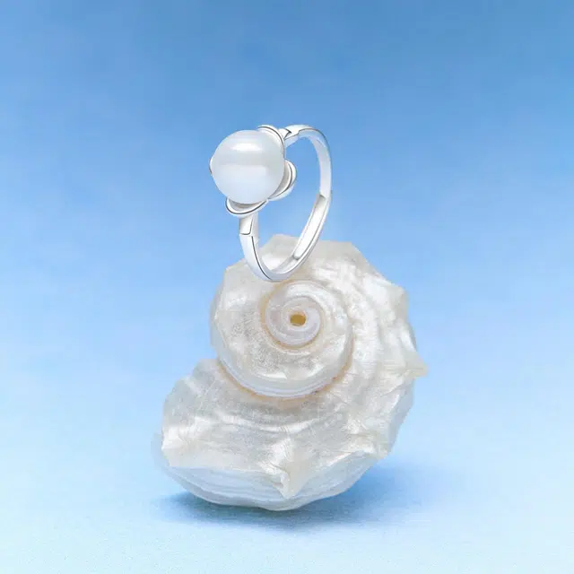S925