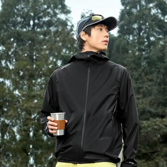 LiNing CF