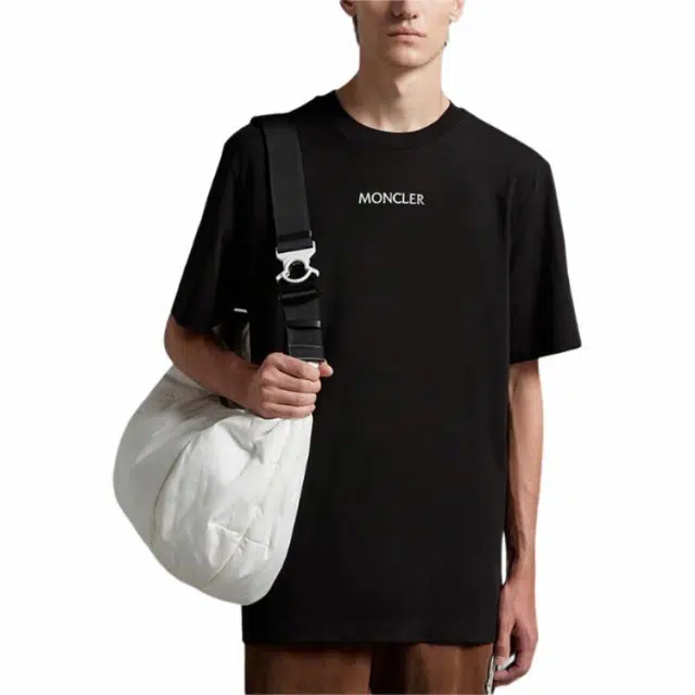 Moncler T