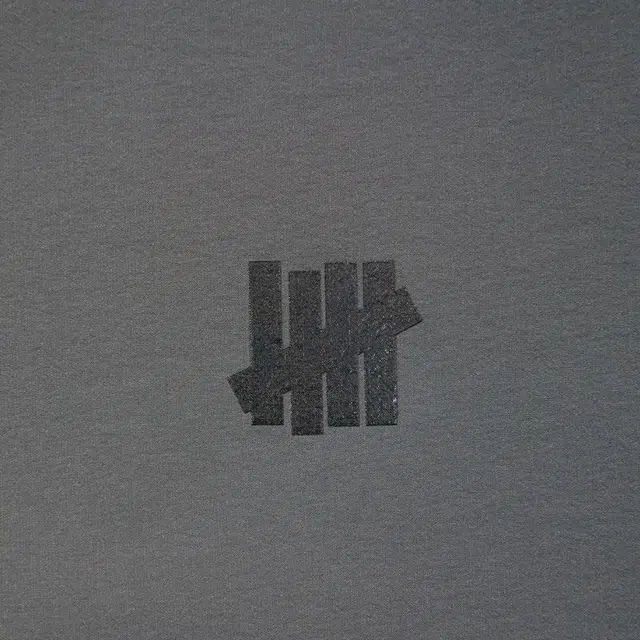 UNDEFEATED SS25 Logo