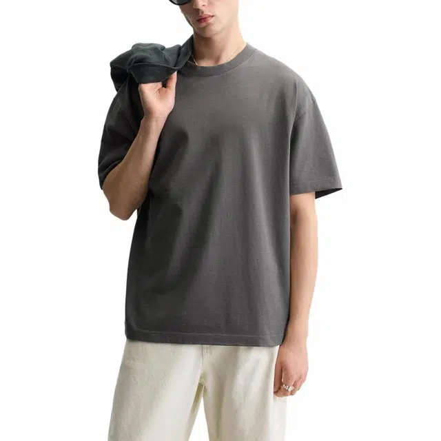 ZARA T