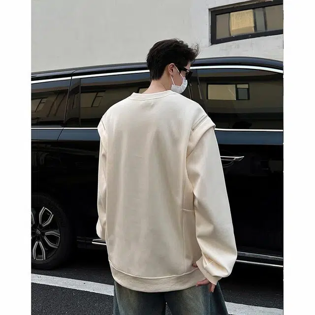 NEAR HERE T