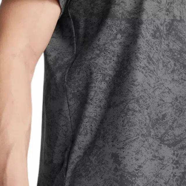 Under Armour Launch Elite T