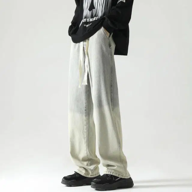 URBAN AUTHENTIC