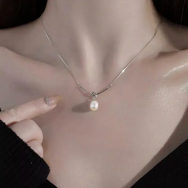 S925