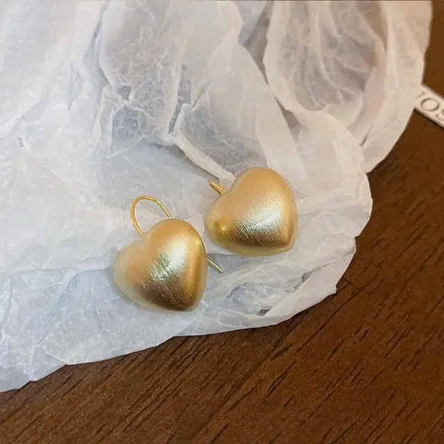 品彩 爱心 极简耳钩环状 甜美少女心 高级感 合金 耳环 女款