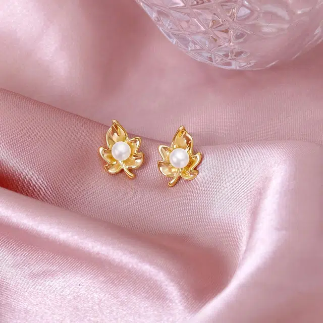 品彩 枫叶 馒头珠耳饰 精致甜美少女感 年轻气质时尚 淡水珍珠 耳钉 女款