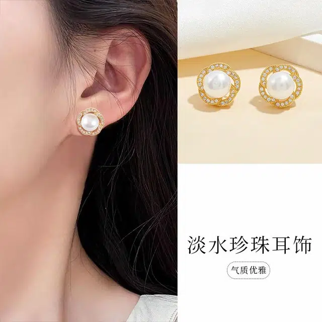 品彩 金色桃花耳饰 可爱个性时尚精致百搭 淡水珍珠 耳钉 女款