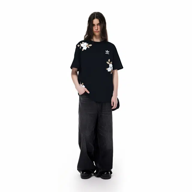 adidas originals Fantasy T