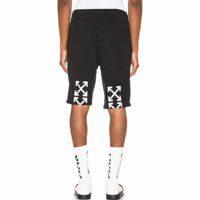 OFF-WHITE