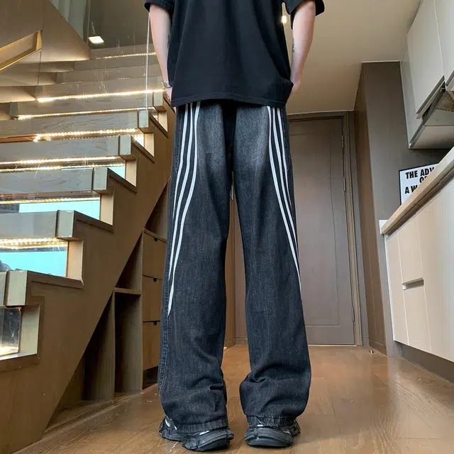 EVE Jeans
