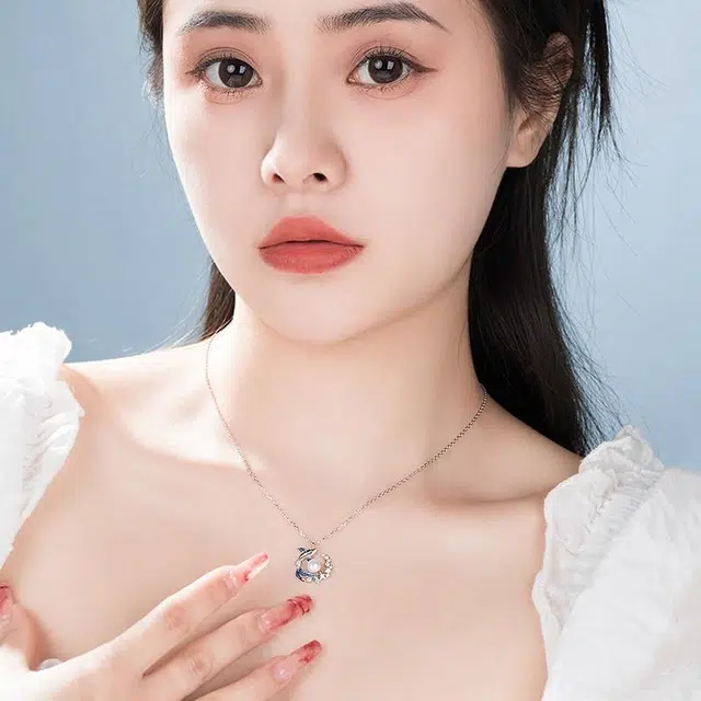 S925