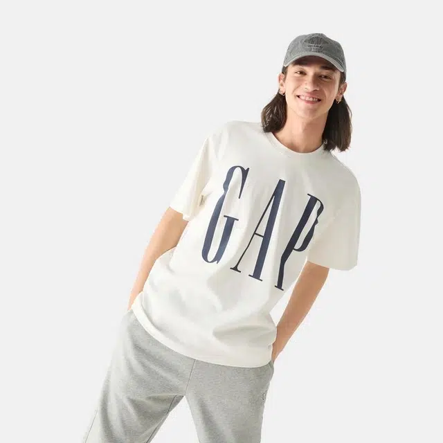 GAP Logo Print T-Shirt