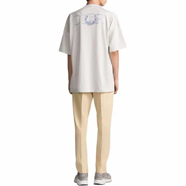 DIOR T