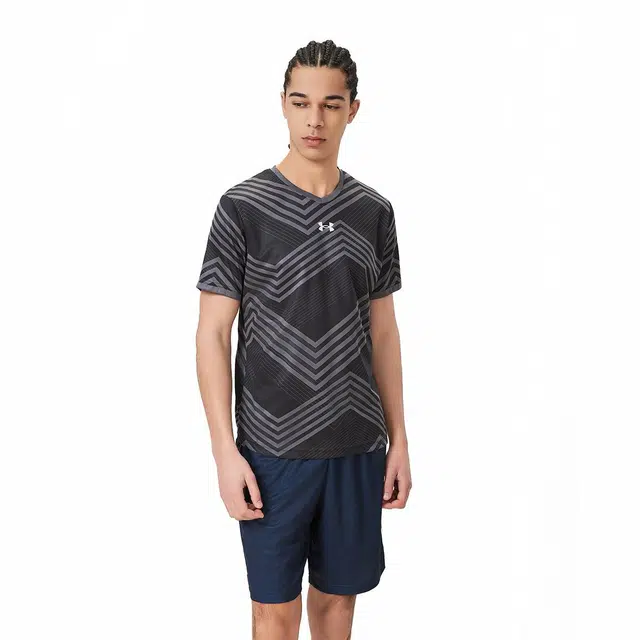 Under Armour T