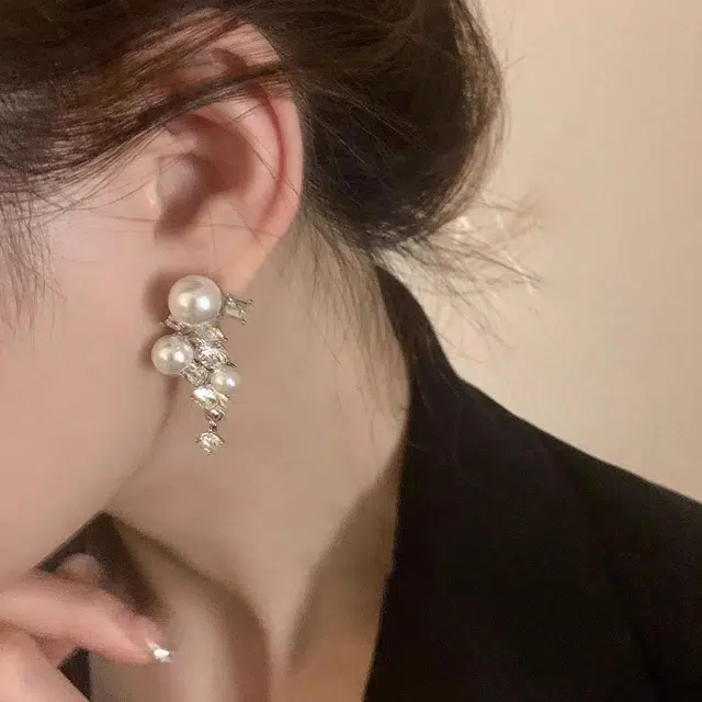 韵系 镶钻 流苏 仿珍珠 铜镀金 耳环 女款