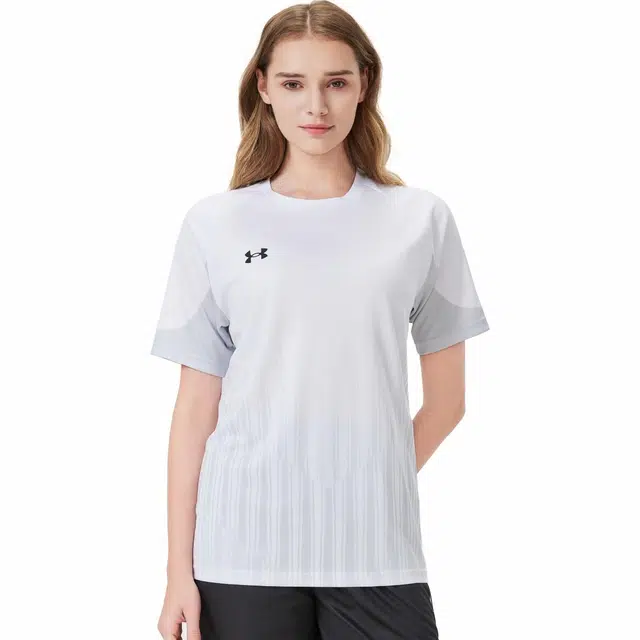 Under Armour Logo T