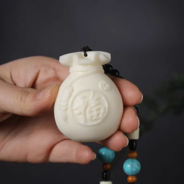 顺丰包邮 絮物 国潮新中式轻奢高级感盘玩福袋招财纳福考试考研考公上岸转运百搭精致工艺品#好运再造 象牙果 手把件 男女同款情侣款