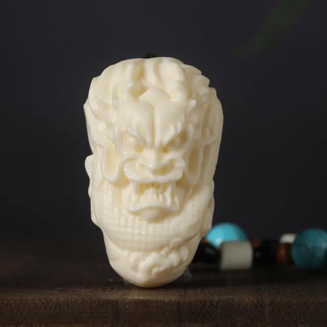 顺丰包邮 絮物 国潮新中式轻奢高级感文玩盘玩十二生肖龙招财纳福装饰品工艺品精工雕刻#好运再造 象牙果 手把件 男女同款情侣款