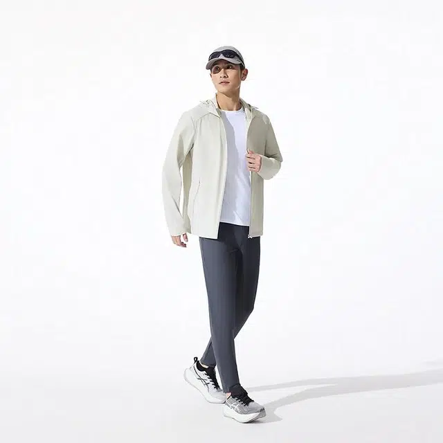 波司登 清爽透气抗紫外线休闲拉链防晒服 男款