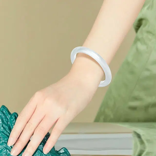 匠锁心玉 白月光 一步一响 新中式 国潮古风 轻奢高级 极简风 清冷感 时尚通勤 古风典雅 旗袍汉服  猫眼#好运 琉璃 手镯 女款