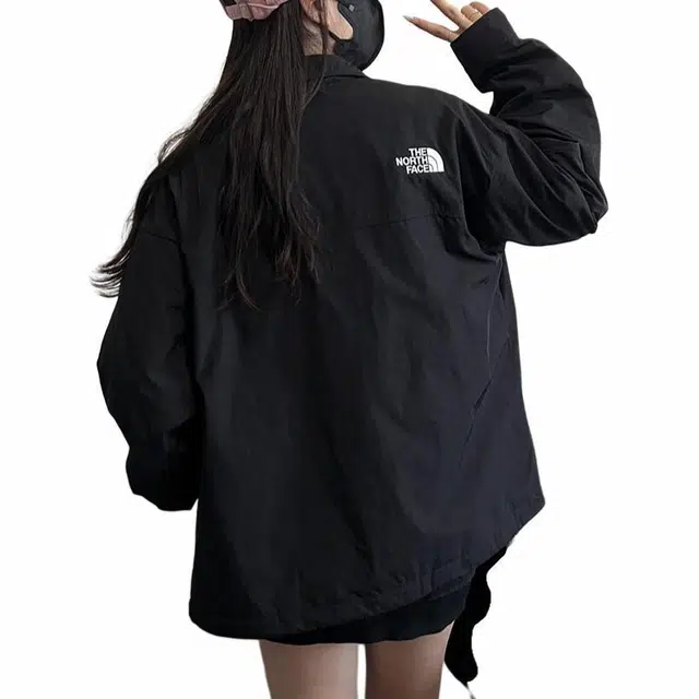 THE NORTH FACE