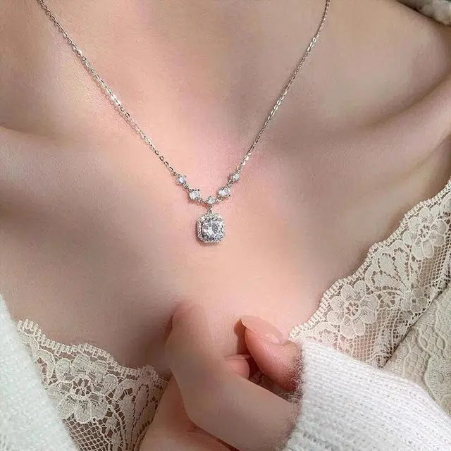 S925