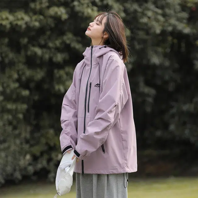 依文  简约字母宽松休闲连帽  防水防风透气保暖冲锋衣 男女同款