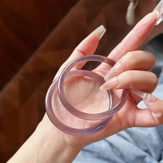 贝诗珠宝 冰灰细圆条温婉简约精致轻奢雅韵清冷古韵 玉髓 手镯 女款