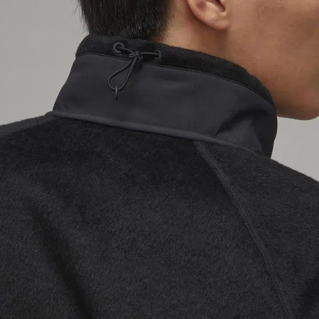 Y-3 FW22 Logo
