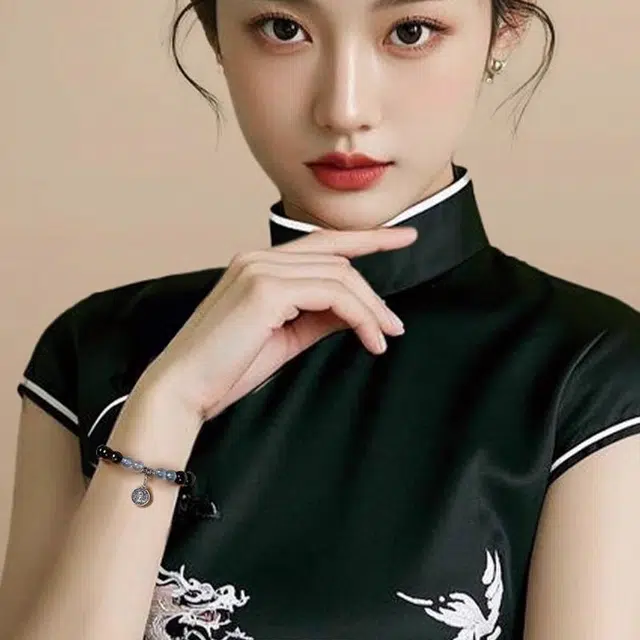 易明居 新中式招财暴富  福牌 本命年平安守护  时来运转 文玩佛珠 小众轻奢百搭高级感串珠 水逆退散#好运 黑曜石 手串 男女同款情侣款
