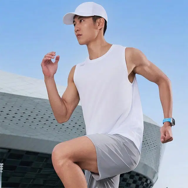 匹克 吸湿透气运动健身休闲舒适直筒简约无袖背心 男款 大白