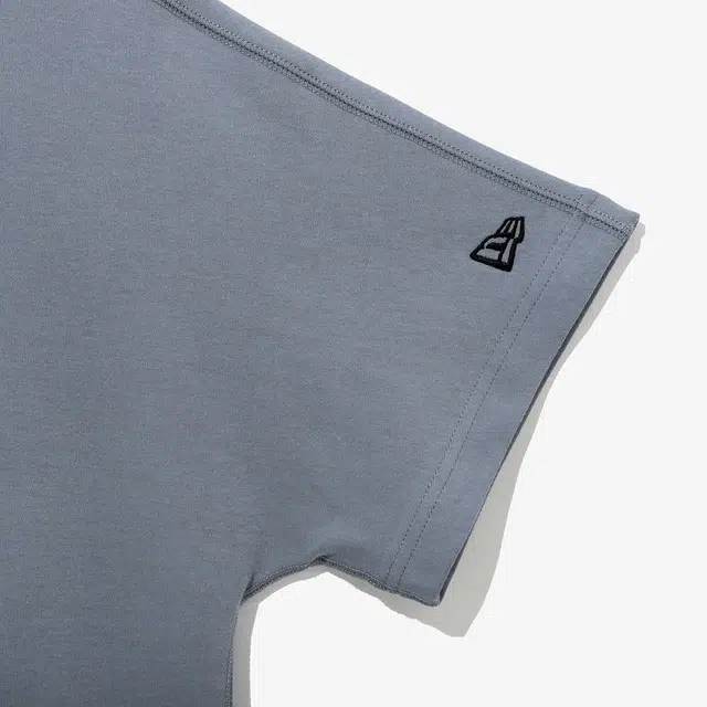 New Era SS25 Black Label T