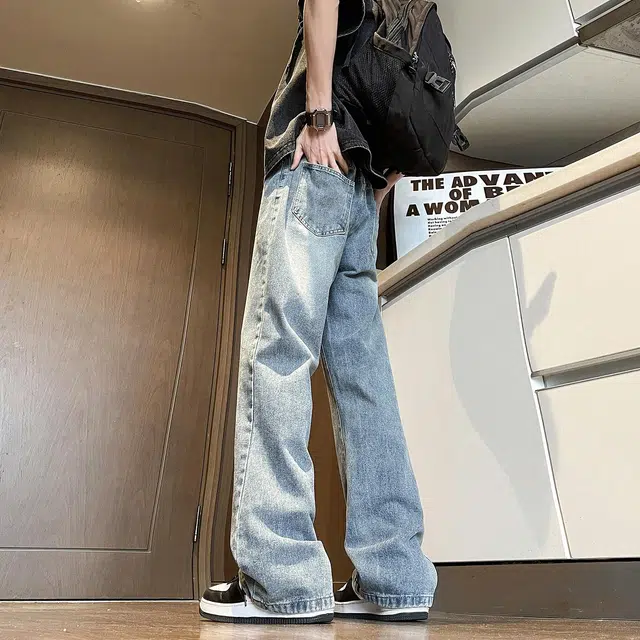 JEANSWEST